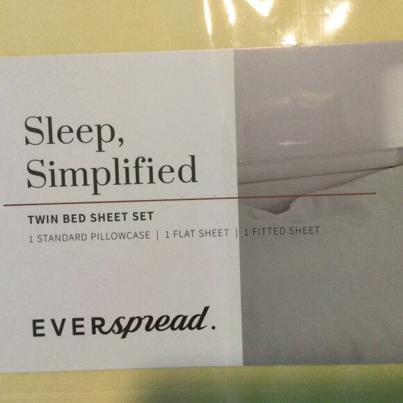 Twin size Bedding Sheet Set and Mattress Protector - Picture 3 of 7